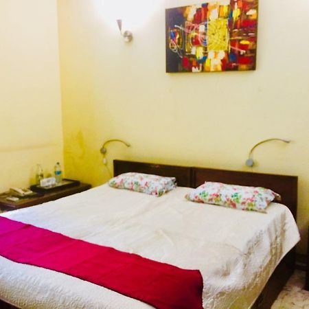 Homestay Chateau 39 Nové Dillí Exteriér fotografie